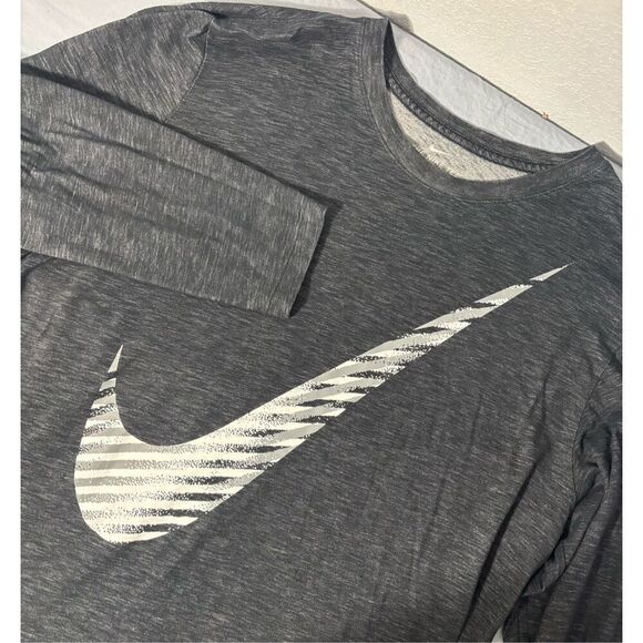 The Nike Tee Men's Long Sleeve T-Shirt Size XL Black Nike - Picture 1 of 6